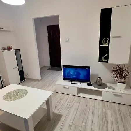 Wyszyńskiego Street 2 Apartament *