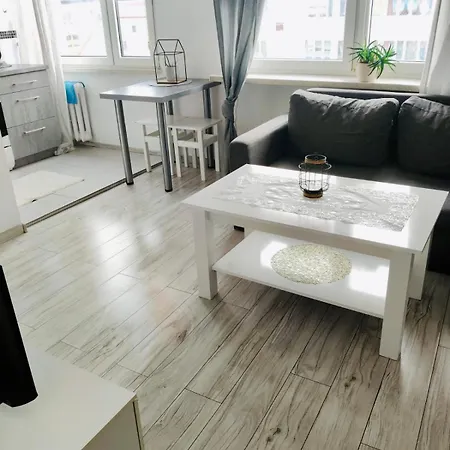 Apartament Wyszyńskiego Street 2